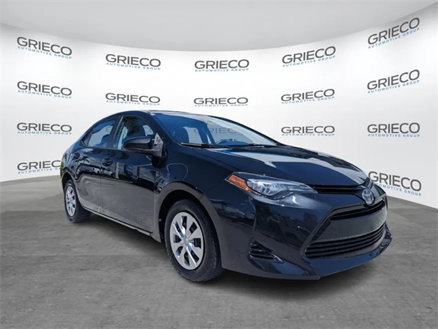 2017 Toyota Corolla L photo 1