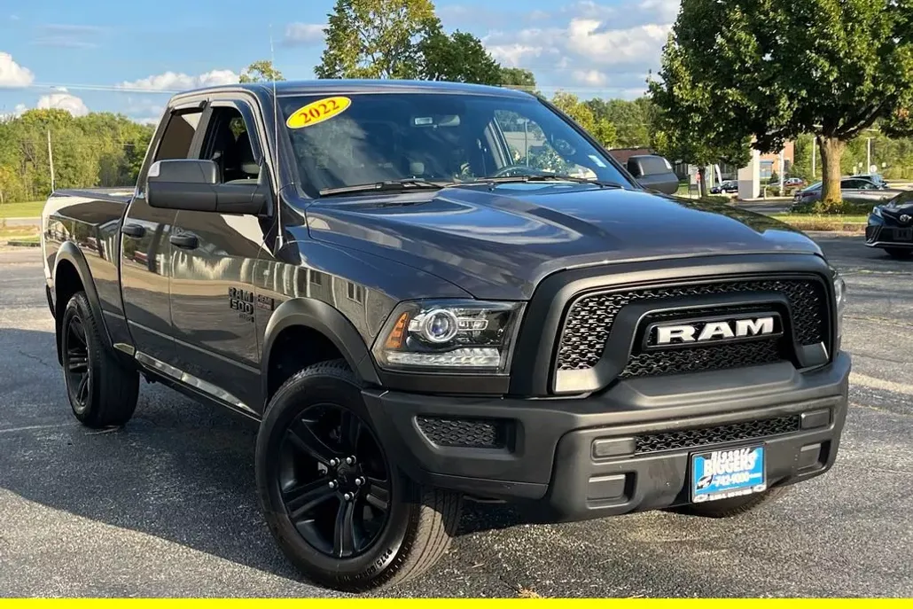 2022 Ram 1500 SLT photo 1