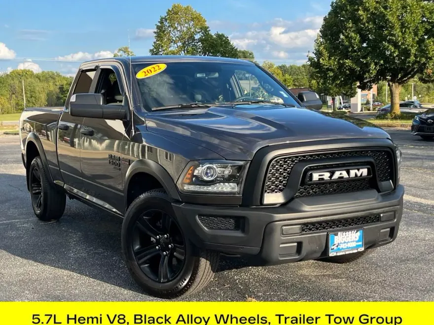 2022 Ram 1500 SLT photo 1
