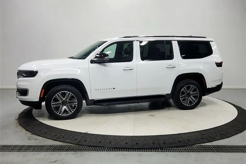 2024 Jeep Wagoneer Series II photo 1