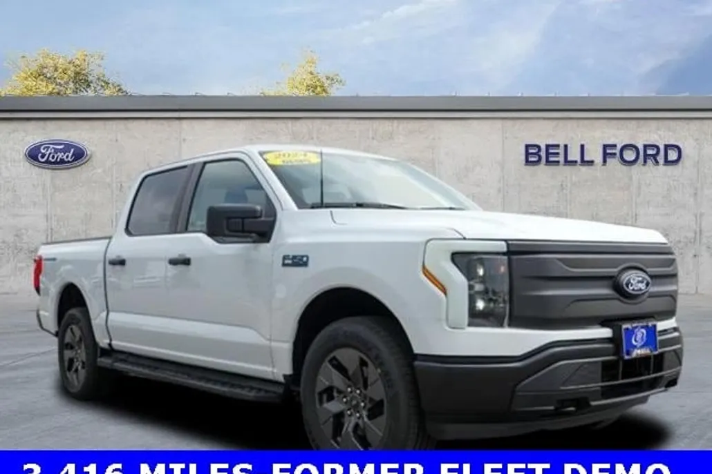 2024 Ford F-150 Lightning photo 1