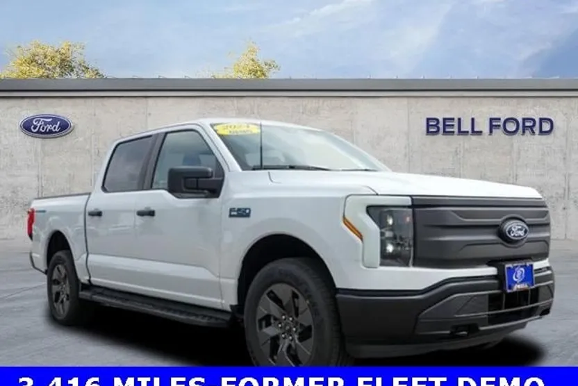 2024 Ford F-150 Lightning photo 1