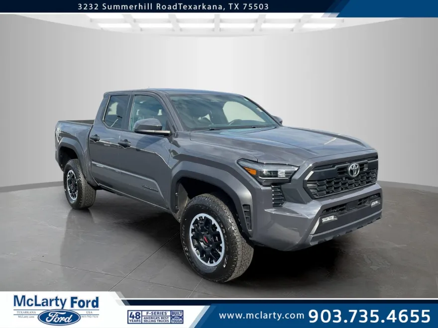 2024 Toyota Tacoma photo 1