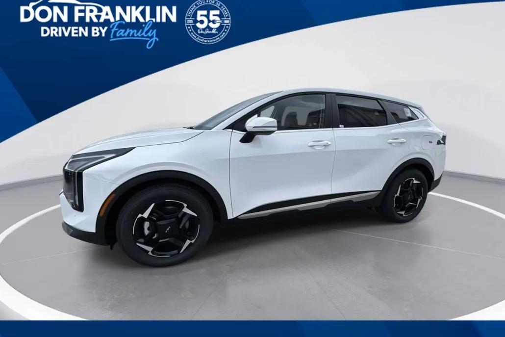 2026 Kia Sportage EX photo 1