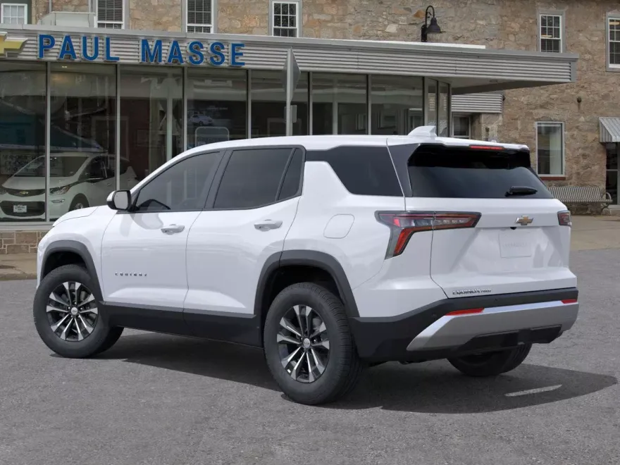 2026 Chevrolet Equinox LT photo 1