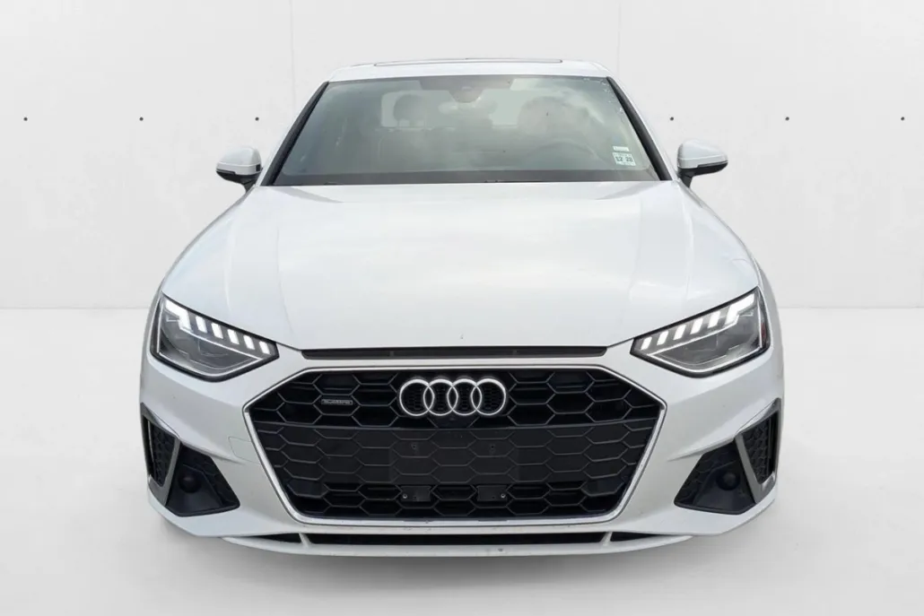 2024 Audi A4 S line Premium Plus photo 1