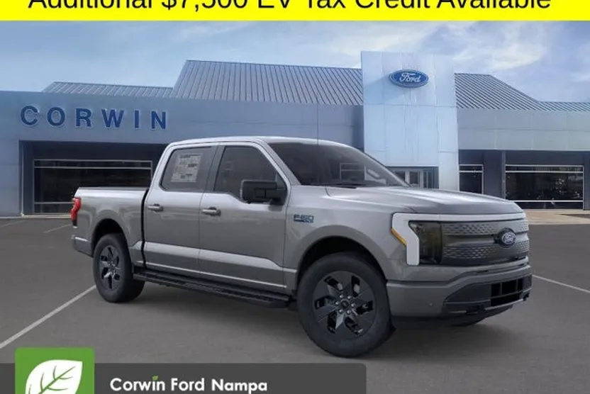 2025 Ford F-150 Lightning photo 1