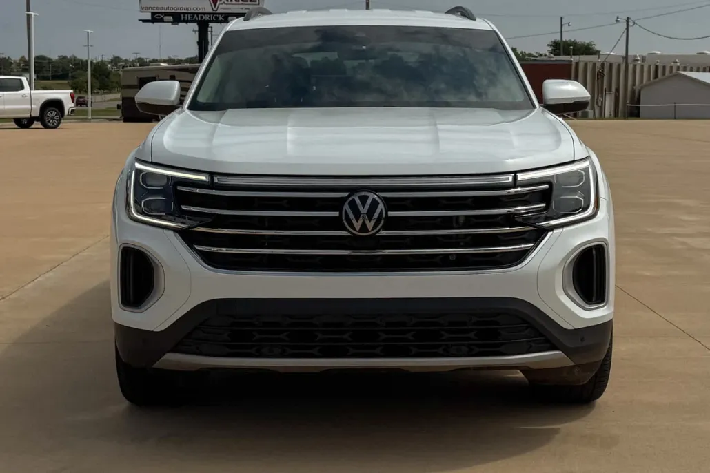 2024 Volkswagen Atlas SE Technology photo 1