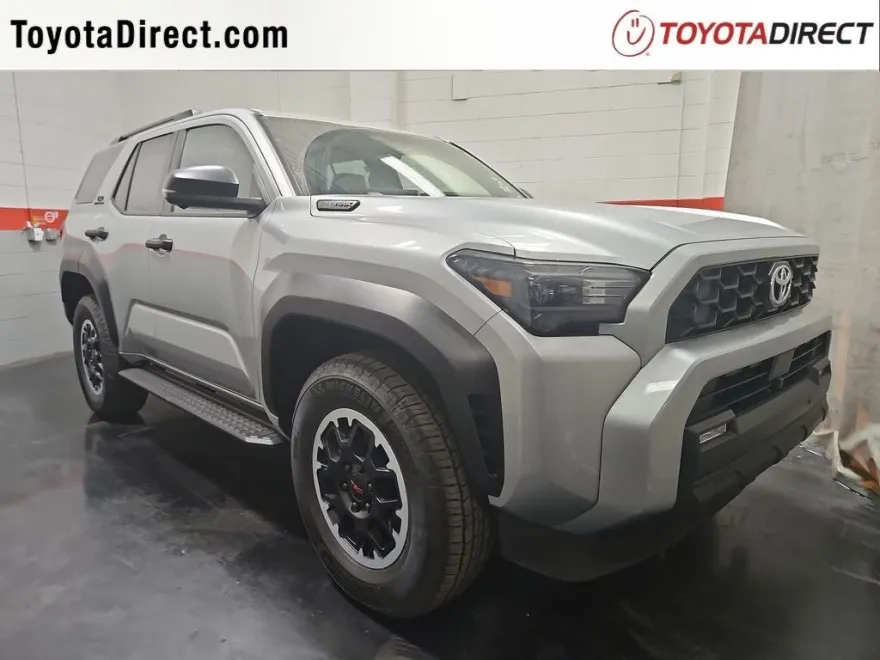2025 Toyota 4Runner TRD Off-Road Premium photo 1