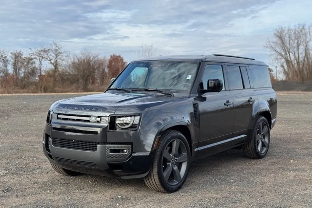 2024 Land Rover Defender 130 Outbound photo 1