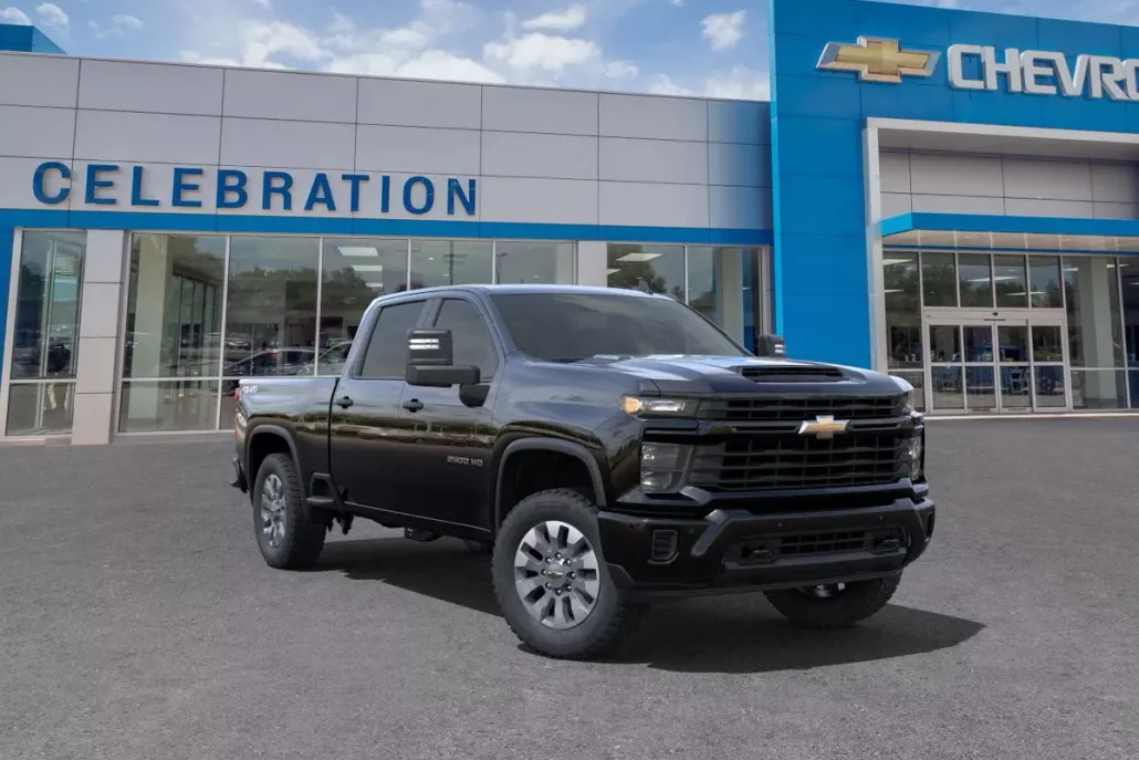 2025 Chevrolet Silverado 2500HD Custom photo 1
