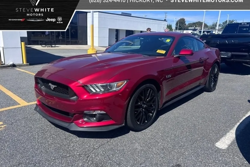 2016 Ford Mustang GT photo 1