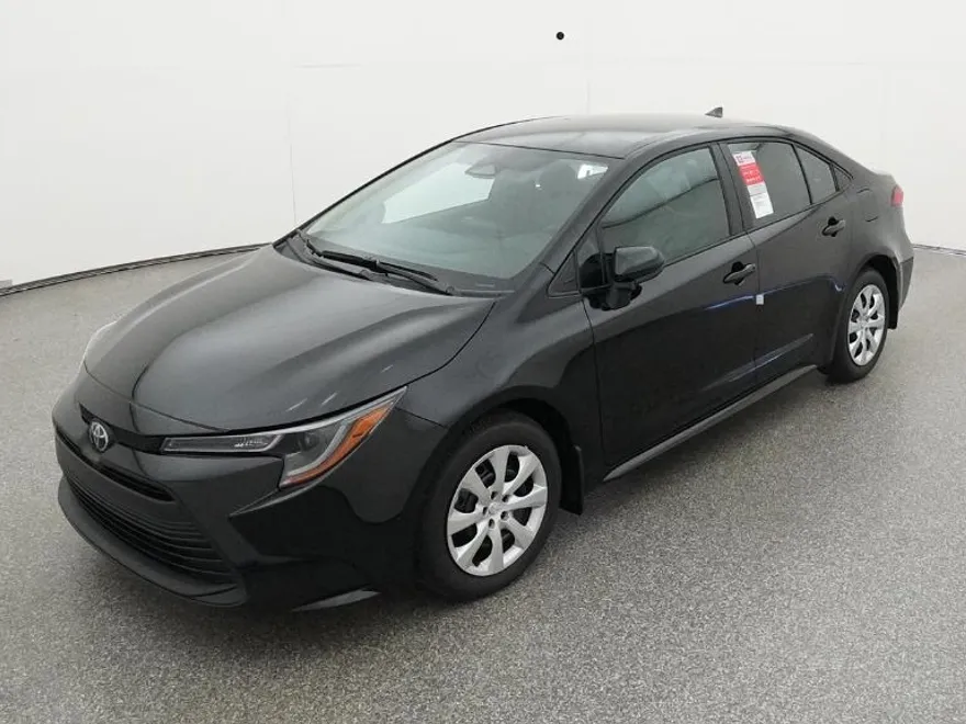2025 Toyota Corolla LE photo 1