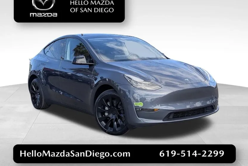2023 Tesla Model Y Long Range photo 1