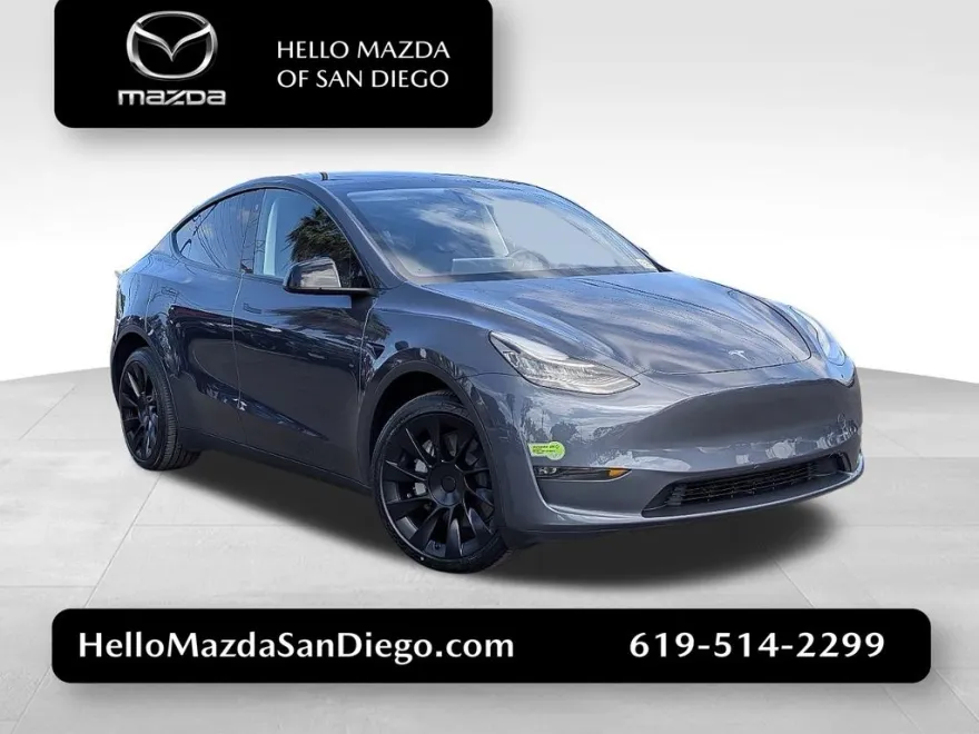 2023 Tesla Model Y Long Range photo 1
