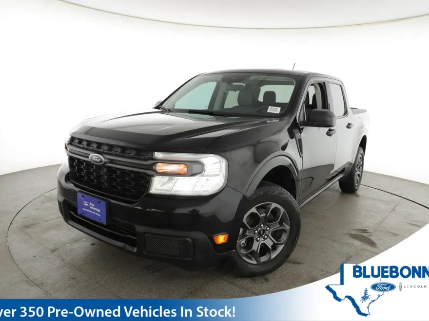 2022 Ford Maverick XLT photo 1