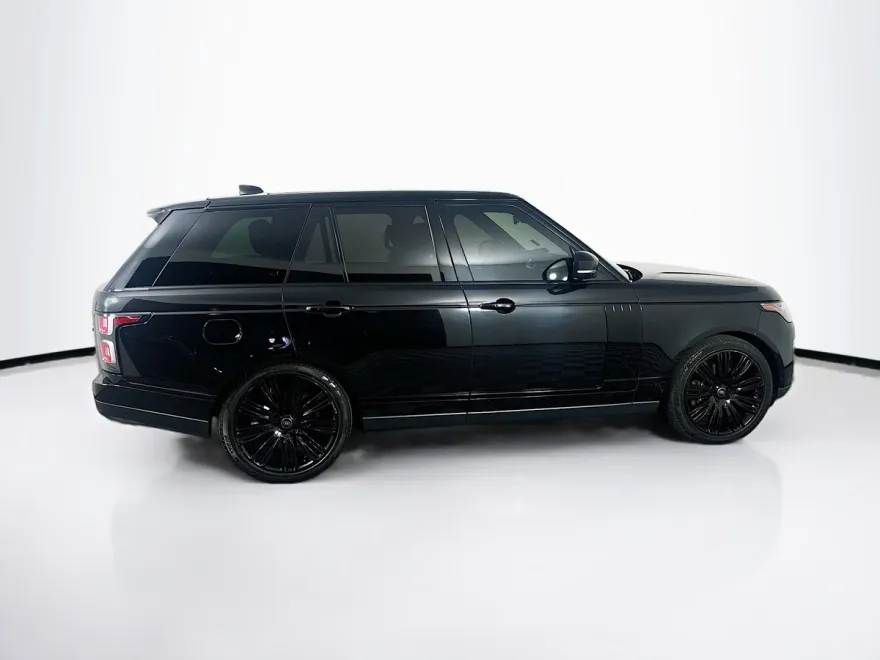 2022 Land Rover Range Rover P525 HSE HSE Westminster Edition photo 1