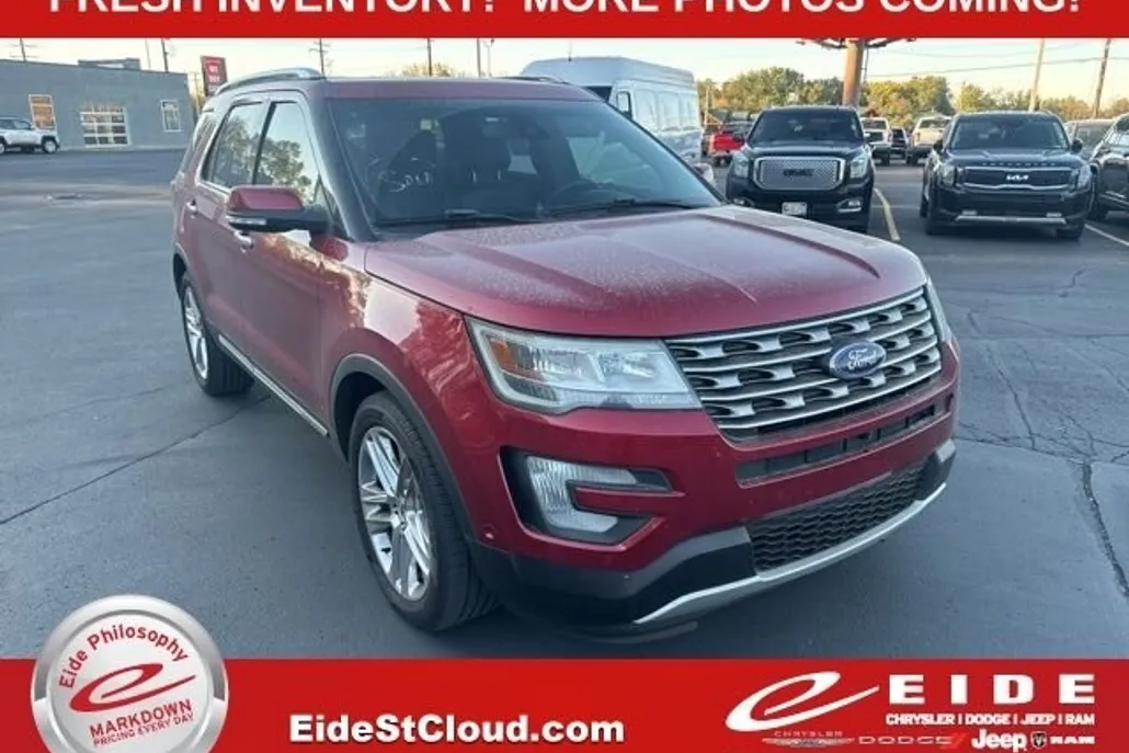 2016 Ford Explorer Limited photo 1