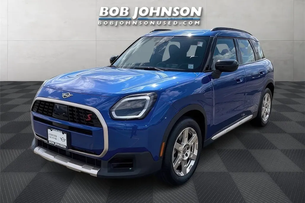 2025 Mini Countryman ALL4 S photo 1