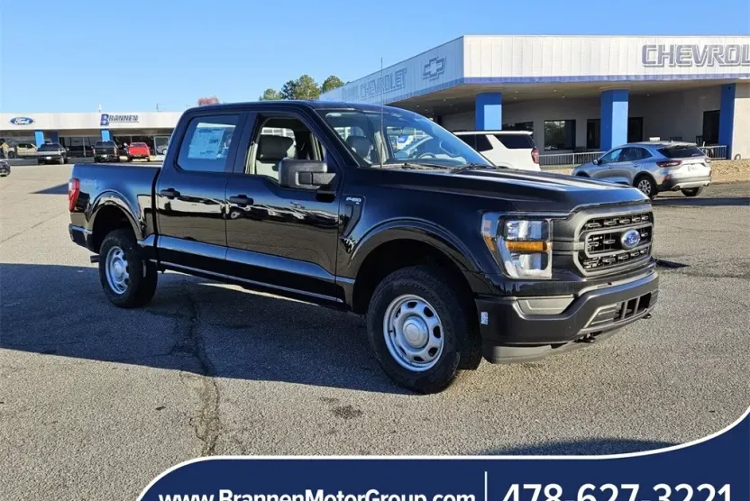 2023 Ford F-150 XL photo 1