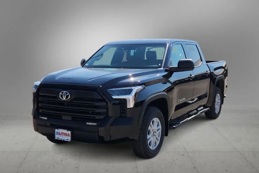 2026 Toyota Tundra SR5 photo 1