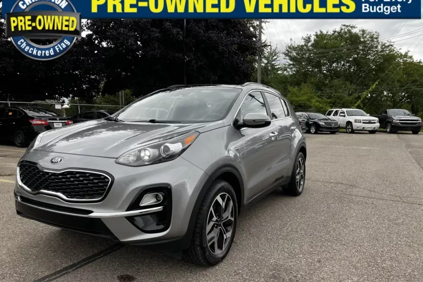 2022 Kia Sportage EX photo 1