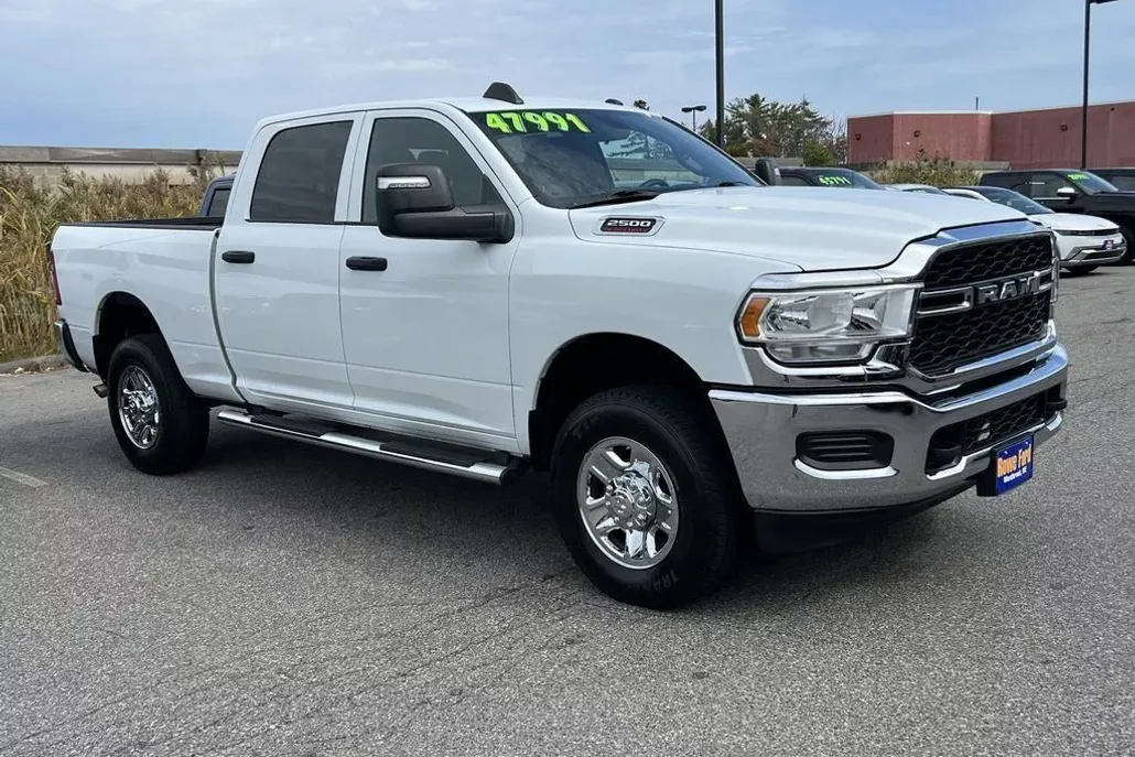 2024 Ram 2500 Tradesman photo 1