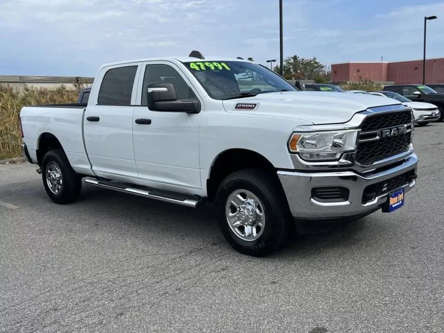 2024 Ram 2500 Tradesman photo 1