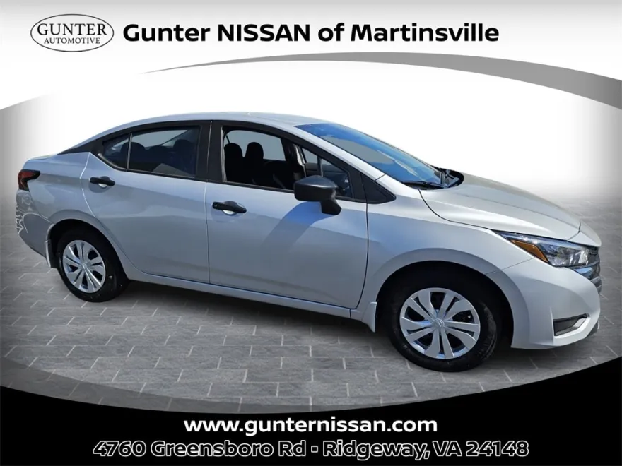 2025 Nissan Versa 1.6 S photo 1