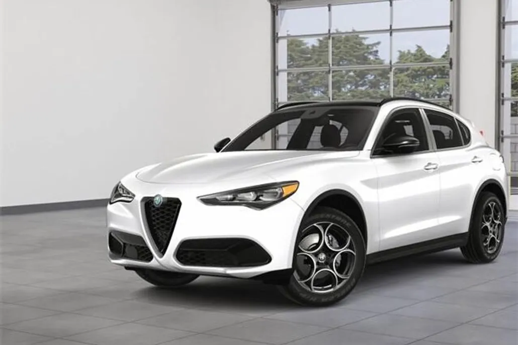 2025 Alfa Romeo Stelvio Sprint photo 1