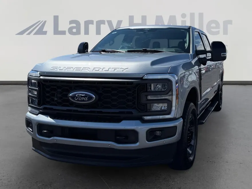 2024 Ford F-250 Lariat photo 1