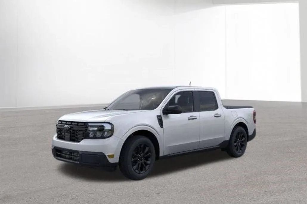 2024 Ford Maverick Lariat photo 1