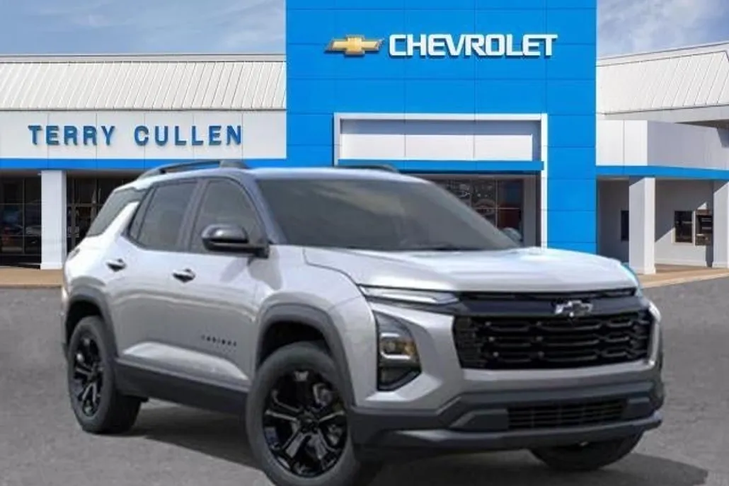 2026 Chevrolet Equinox LT photo 1