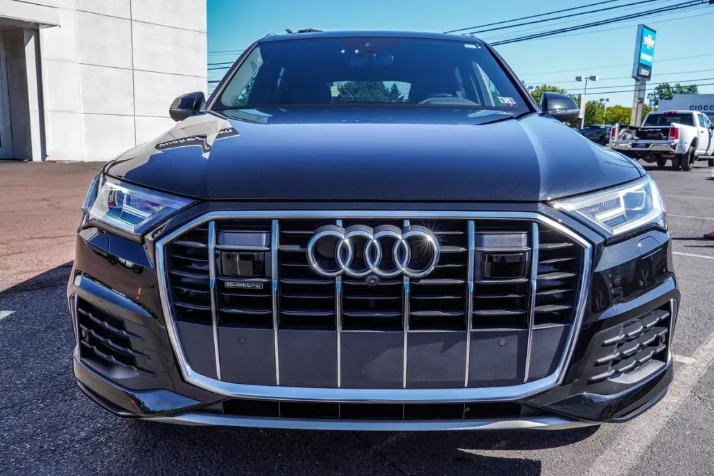 2022 Audi Q7 45 Premium Plus photo 1