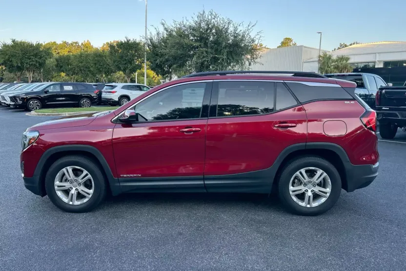 2020 Gmc Terrain SLE photo 1