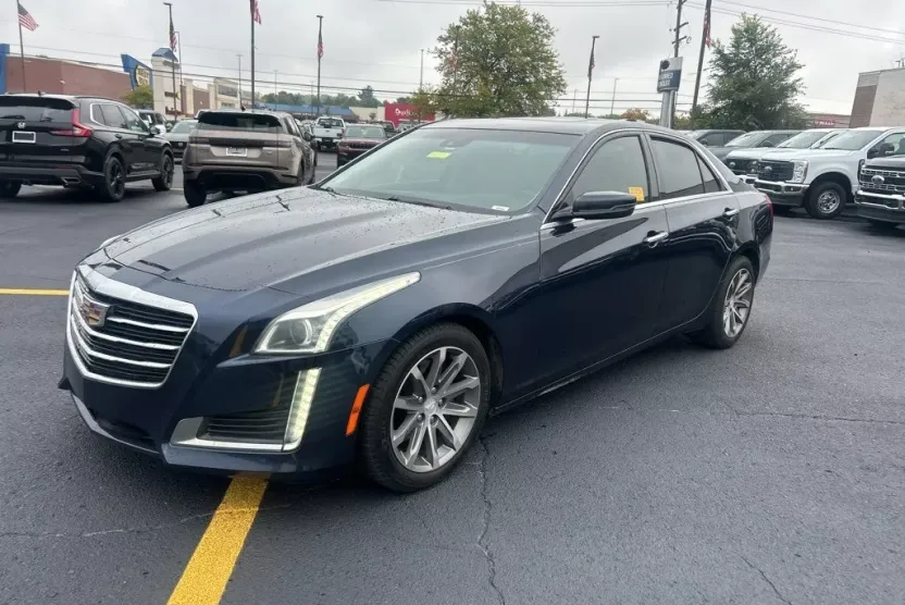 2016 Cadillac CTS Luxury photo 1