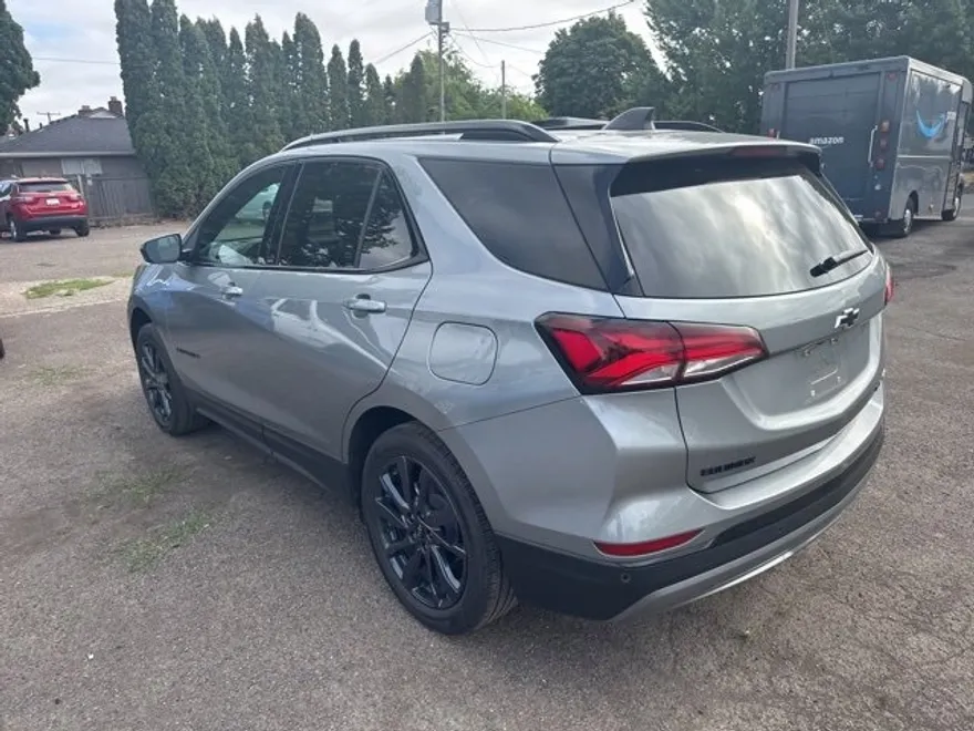 2024 Chevrolet Equinox RS photo 1