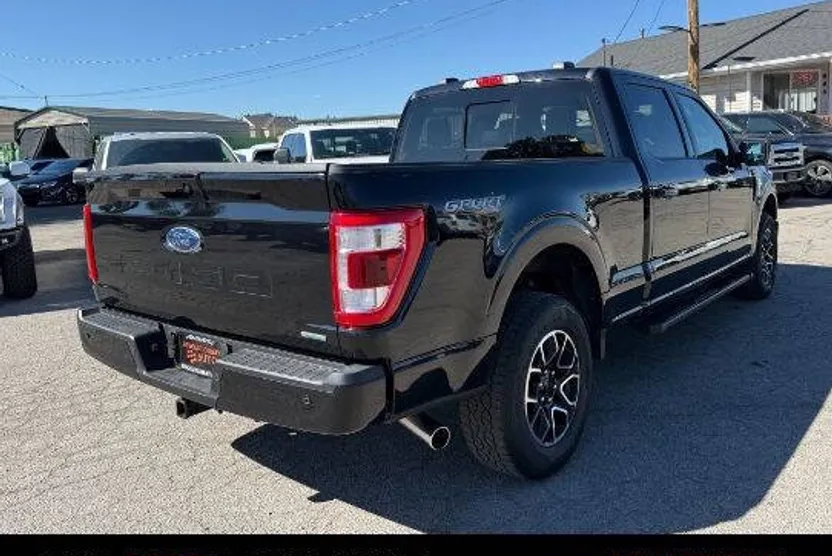 2022 Ford F-150 Lariat photo 1