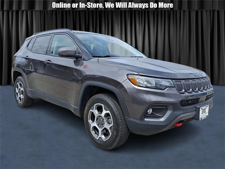 2022 Jeep Compass Trailhawk photo 1