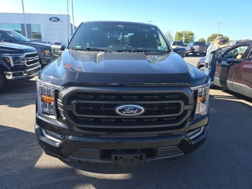 2022 Ford F-150 XLT photo 1