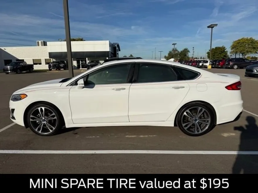 2020 Ford Fusion Titanium photo 1