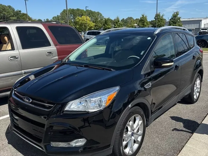 2016 Ford Escape Titanium photo 1