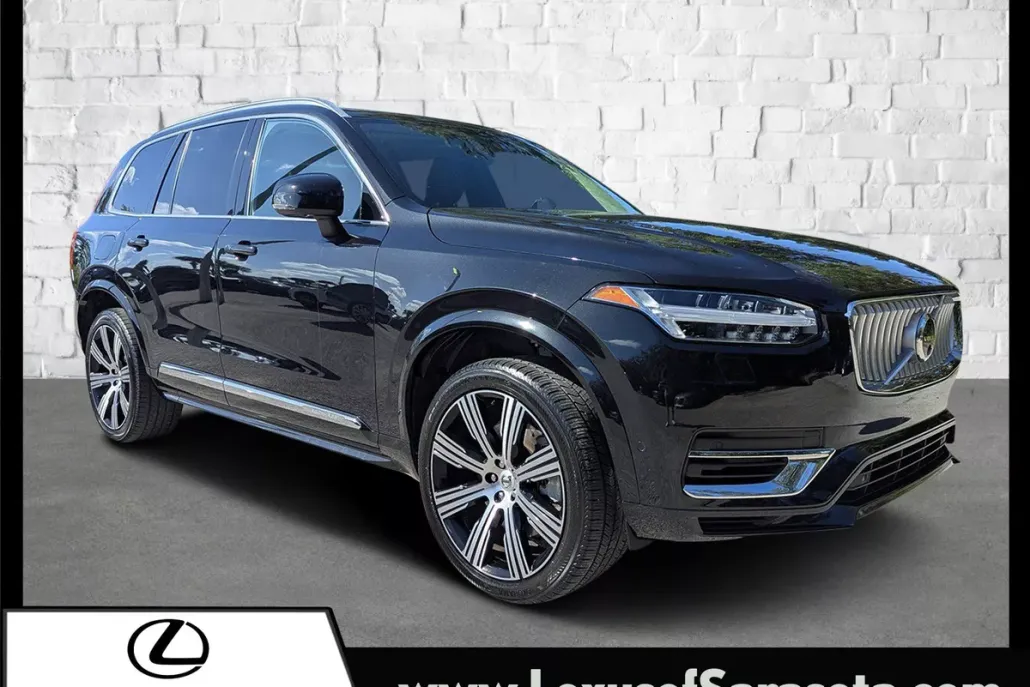 2023 Volvo XC90 Recharge Plus photo 1