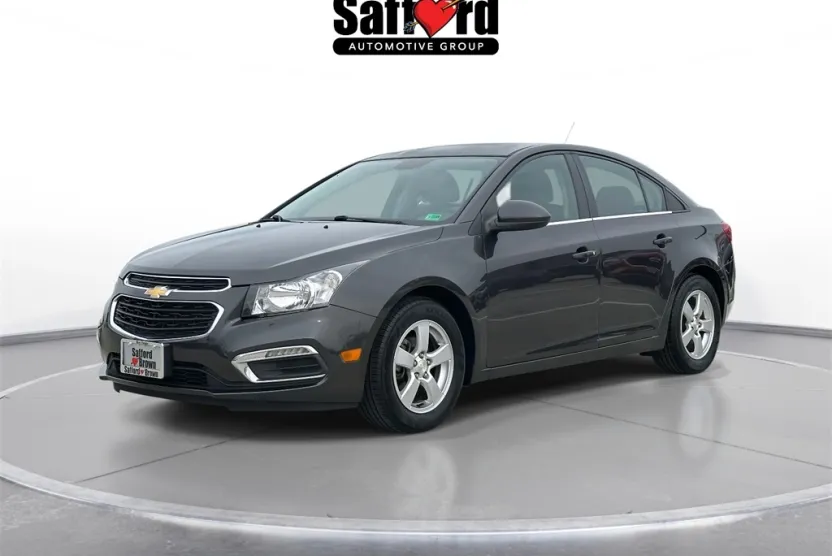 2015 Chevrolet Cruze photo 1