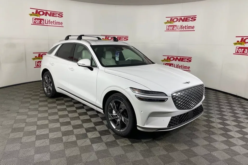 2025 Genesis Electrified GV70 Prestige photo 1