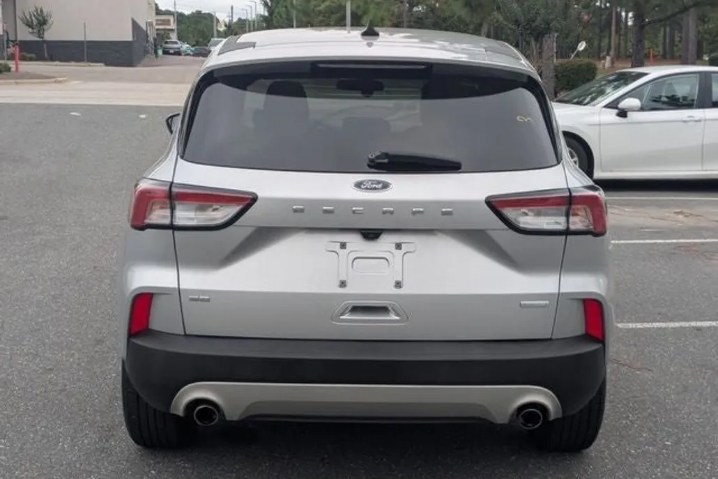 2020 Ford Escape SE photo 1