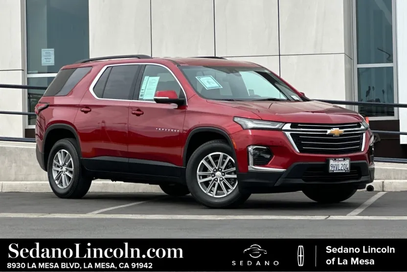 2023 Chevrolet Traverse 1LT photo 1