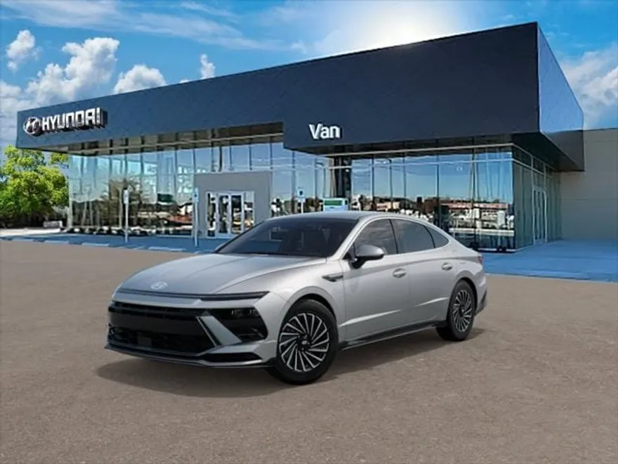2025 Hyundai Sonata Hybrid SEL photo 1