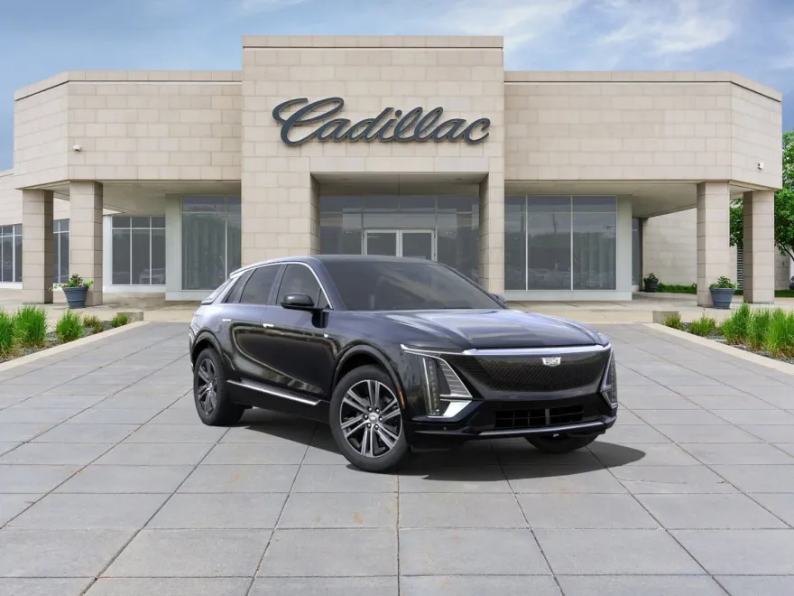 2025 Cadillac Lyriq Luxury photo 1