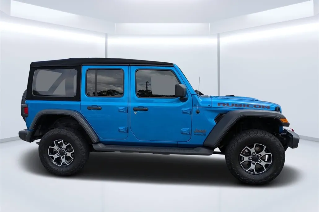 2022 Jeep Wrangler Unlimited Rubicon photo 1